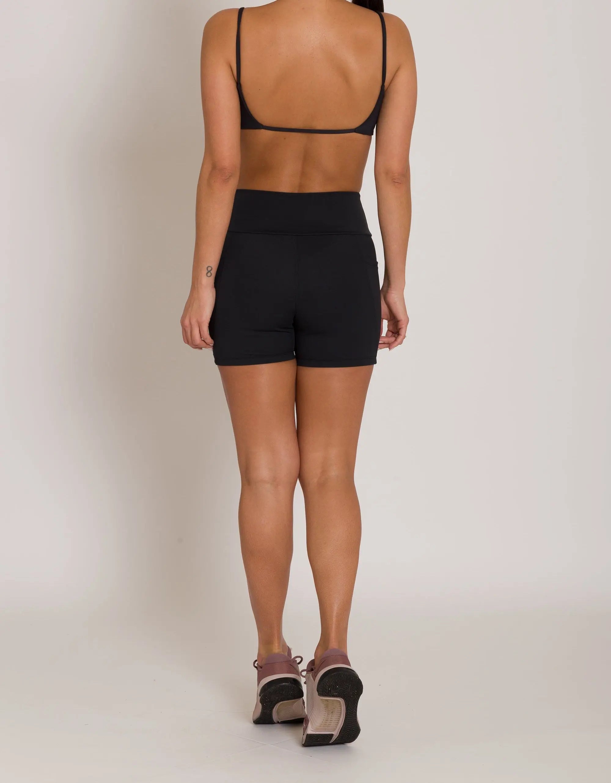 Freedom Sculpt Pocket Shorts — FITMAX Fabric | Made in Brazil | Beeluxxe x B.Vive Beeluxxe