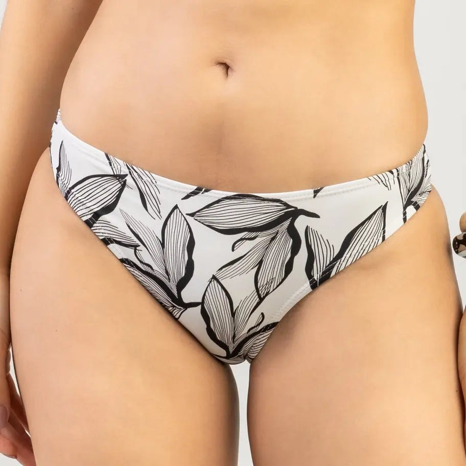 Flora Sculpt Bottom Beeluxxe