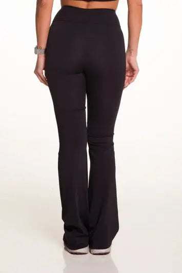 Freedom Flare Leggings — Sculpt Fit | FITMAX Fabric | Made in Brazil | Beeluxxe x B.Vive Beeluxxe
