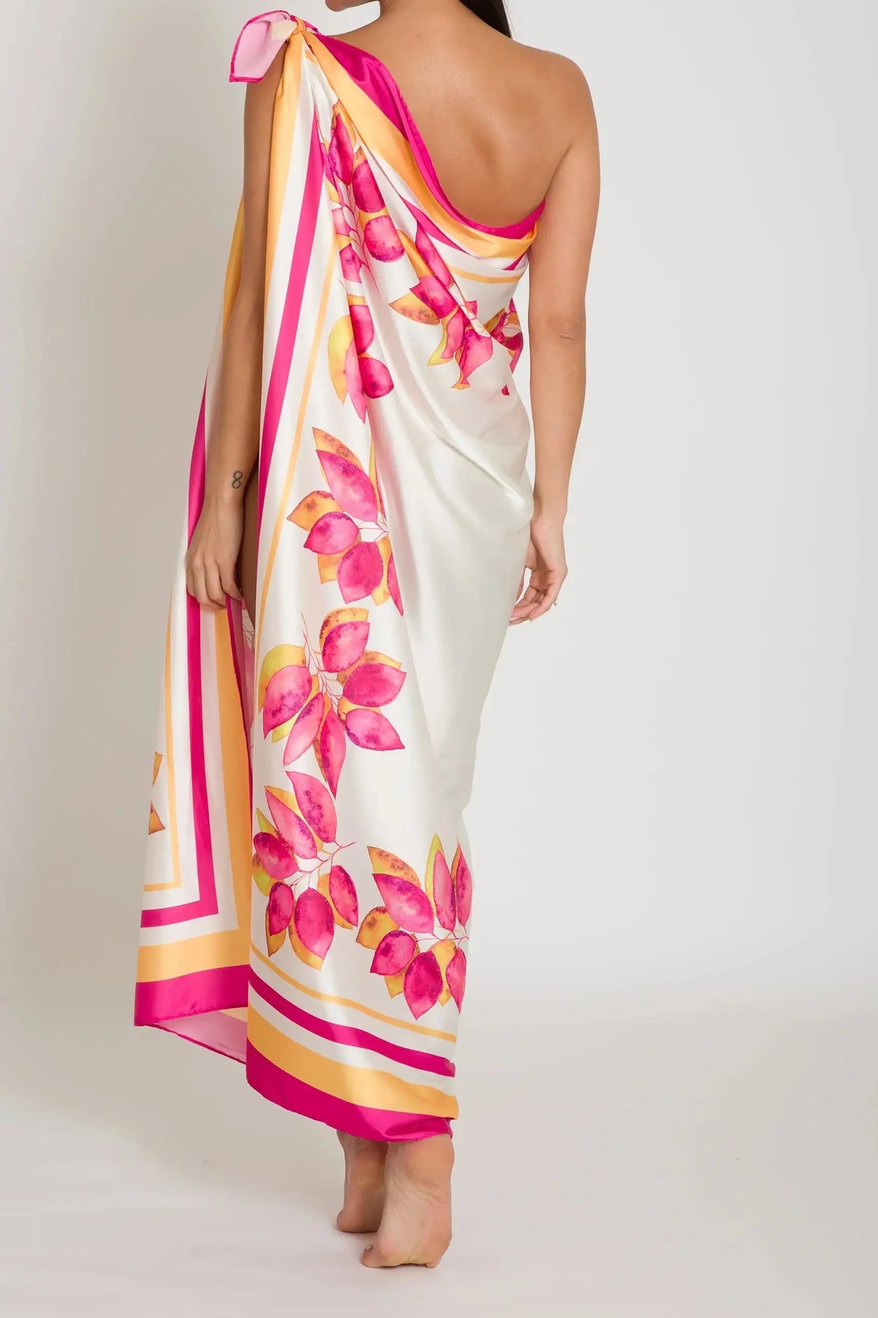 Petalia Cover Up Beeluxxe