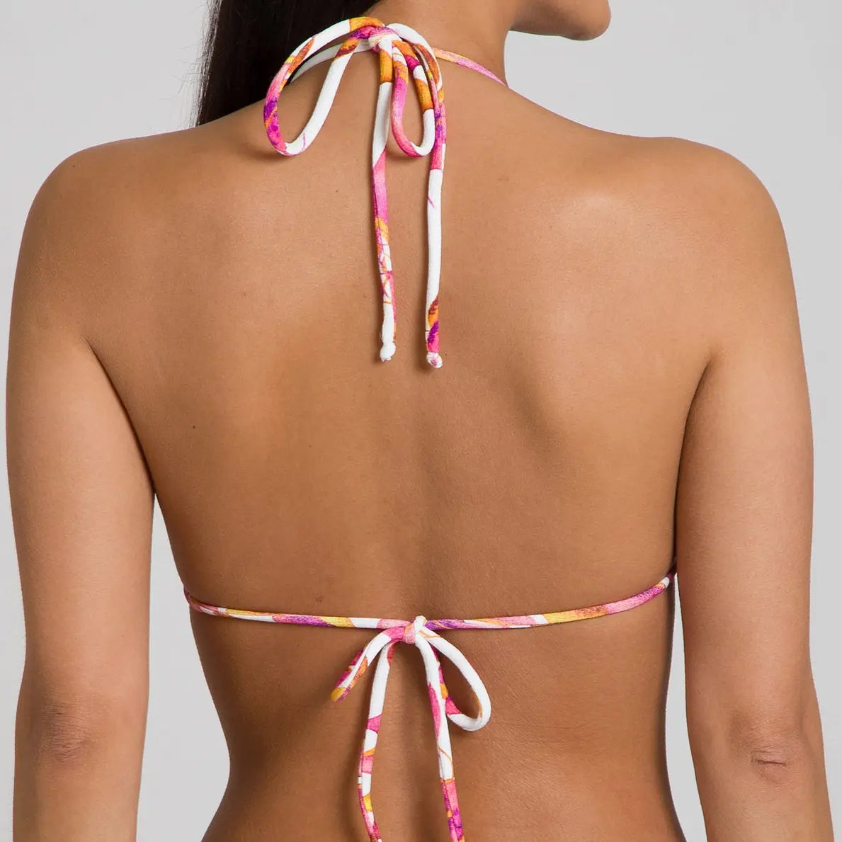 Petália Triangle Bikini Top Beeluxxe