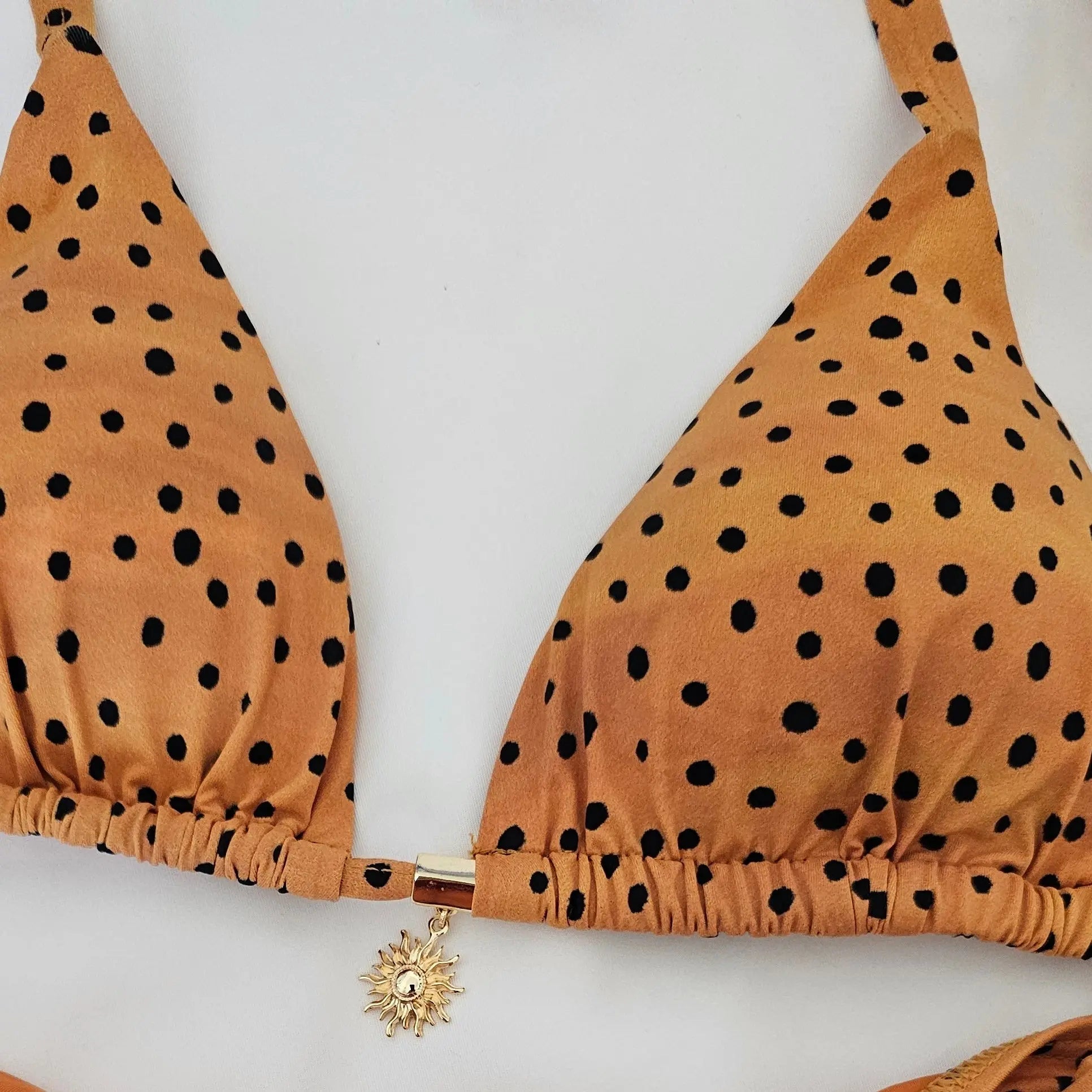 Poá Sol Printed Triangle Bikini Top with Sun Charm Beeluxxe