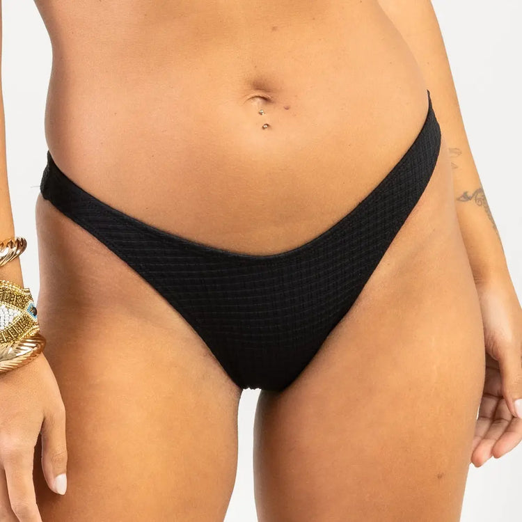 Areia V-Cut Bikini Bottom Beeluxxe