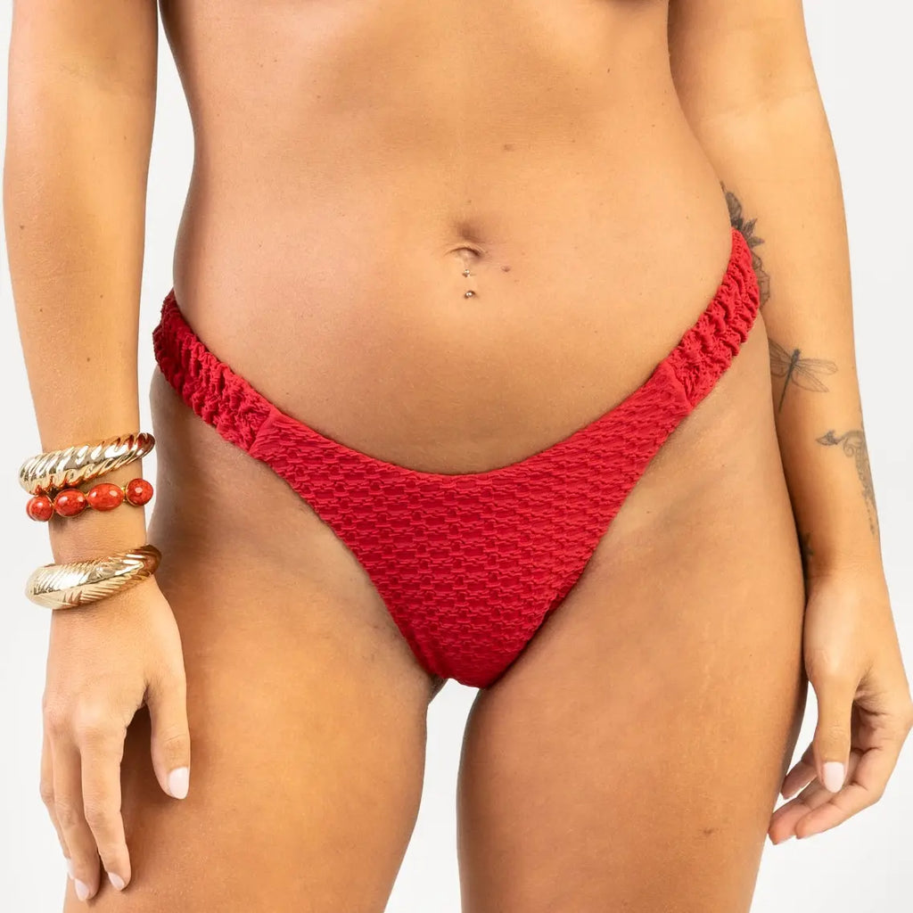 Maré Asa Delta Bikini Bottom – Brazilian Bikini Beeluxxe