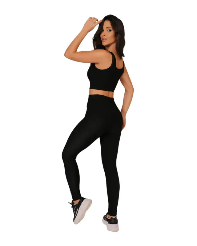 Gold Ribbed Activewear Set with Top and Leggings - Beeluxxe
