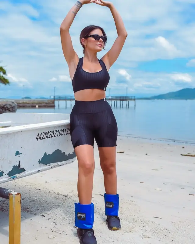 Lumiére Shiny Set – Comfort with a Radiant Touch