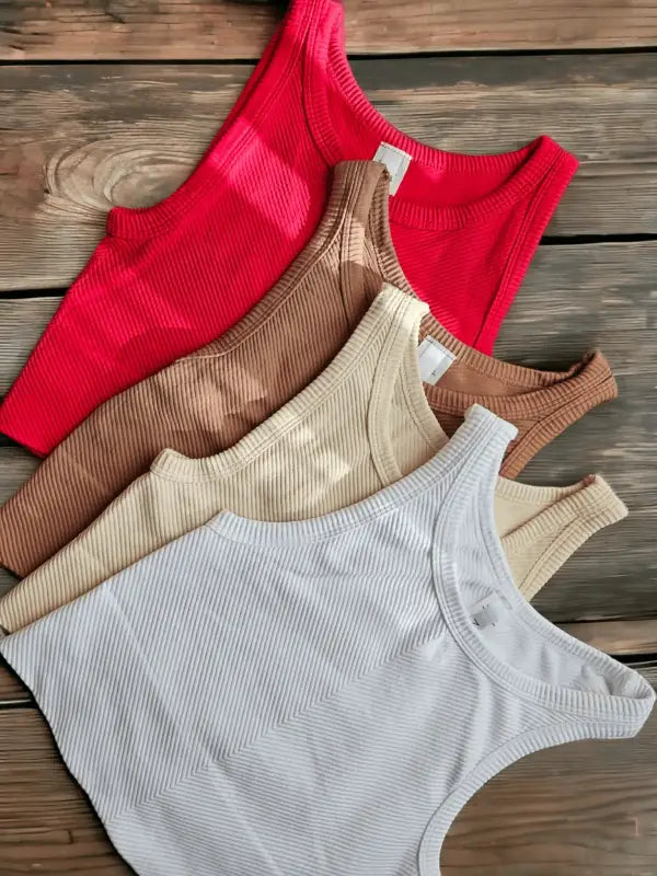 Nikibiki highneck Crop Top - Beeluxxe
