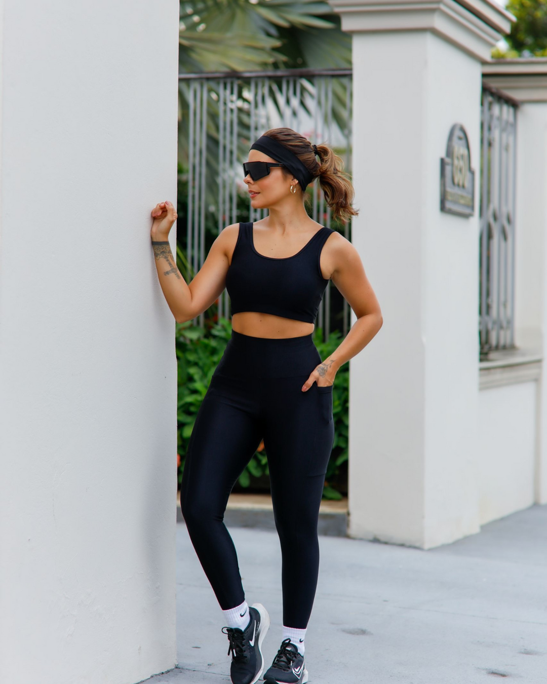 Luxxe Glow Ribbed Soft Women's Fitness Set