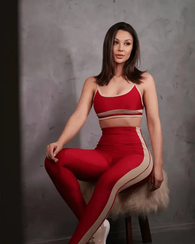Vintage Red 2-Piece Set | Gym-Ready & Stylish - Beeluxxe